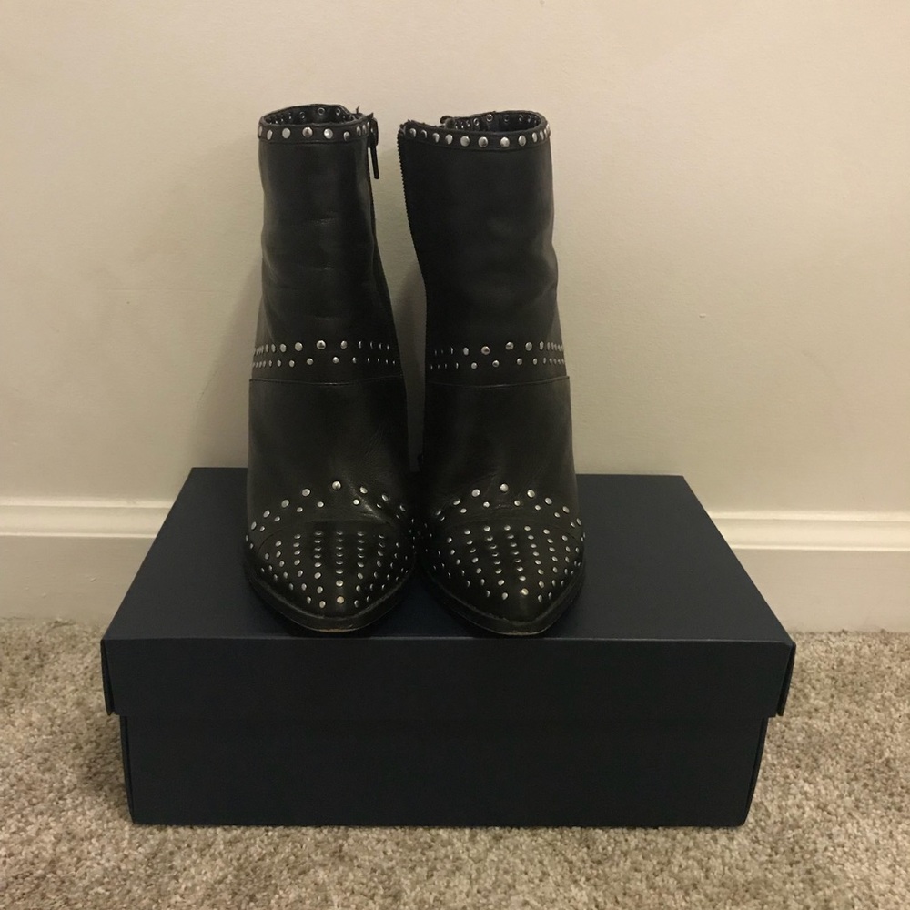 Steve Madden studded bootie - size 7.5